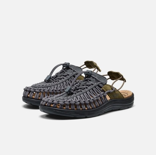 KEEN / オールジェンダー ユニーク ツー コンバーチブル　(Magnet/Dark Olive)