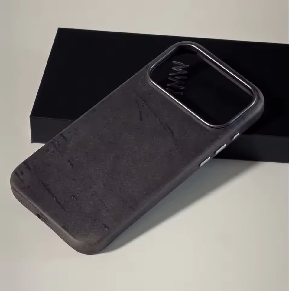 □iPhone 18 Pro/18 Pro Max□ Crazy Horse Leather Black Phone Case