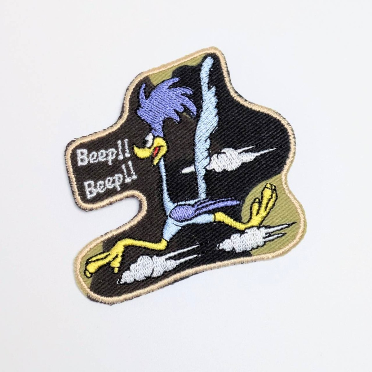 送料無料！ ☆刺繍アイロンワッペン☆【 Looney Tunes / ルーニー 