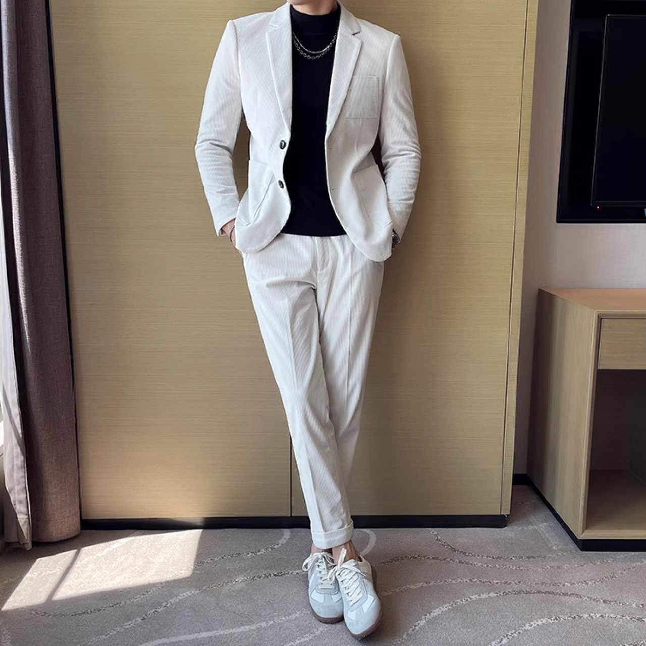 洗練された雰囲気をまとった韓国スタイルカジュアルスーツ　ツーピース　SU021