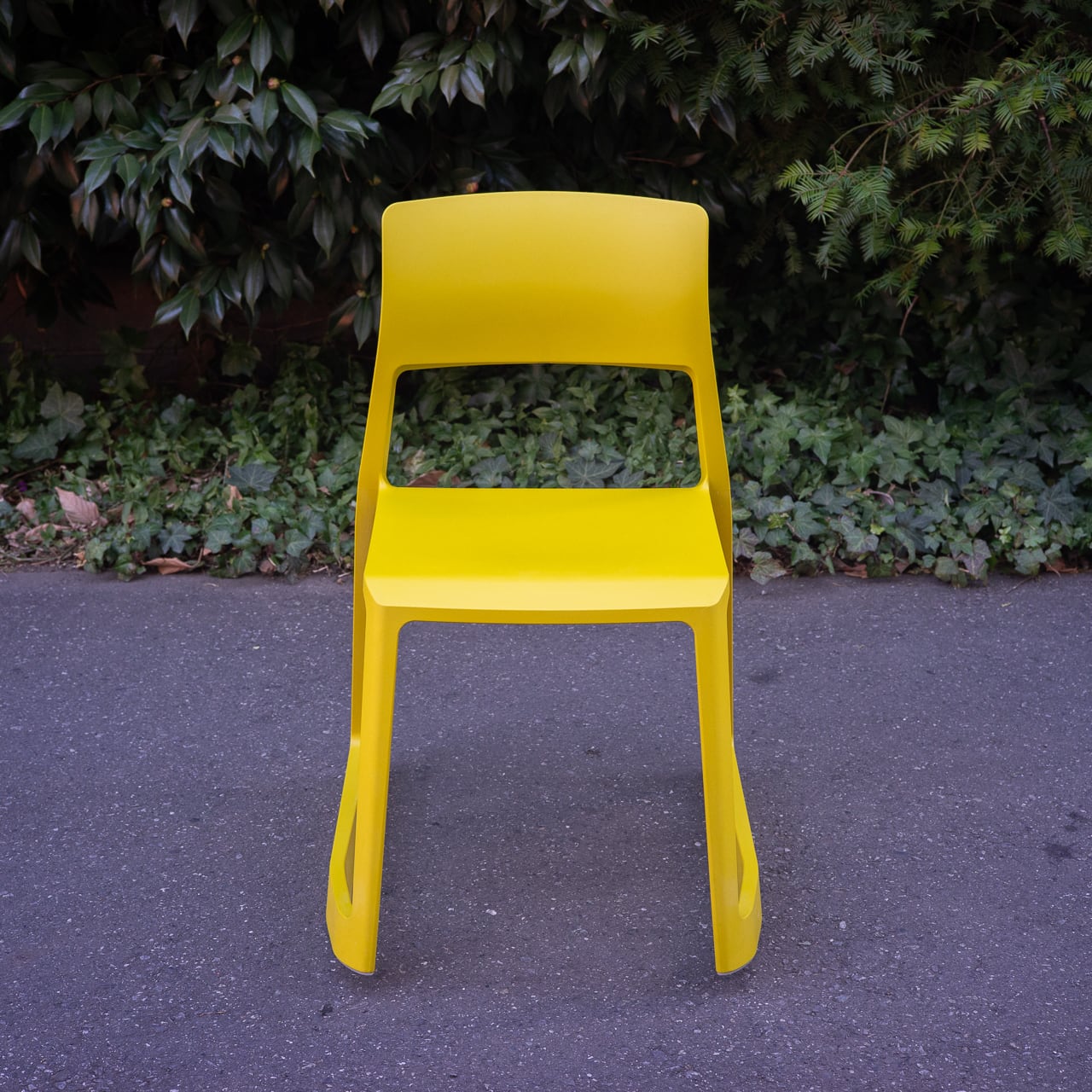 Vitra Tip Ton Yellow | トリノス-torinoth- | 新宿区神楽坂の
