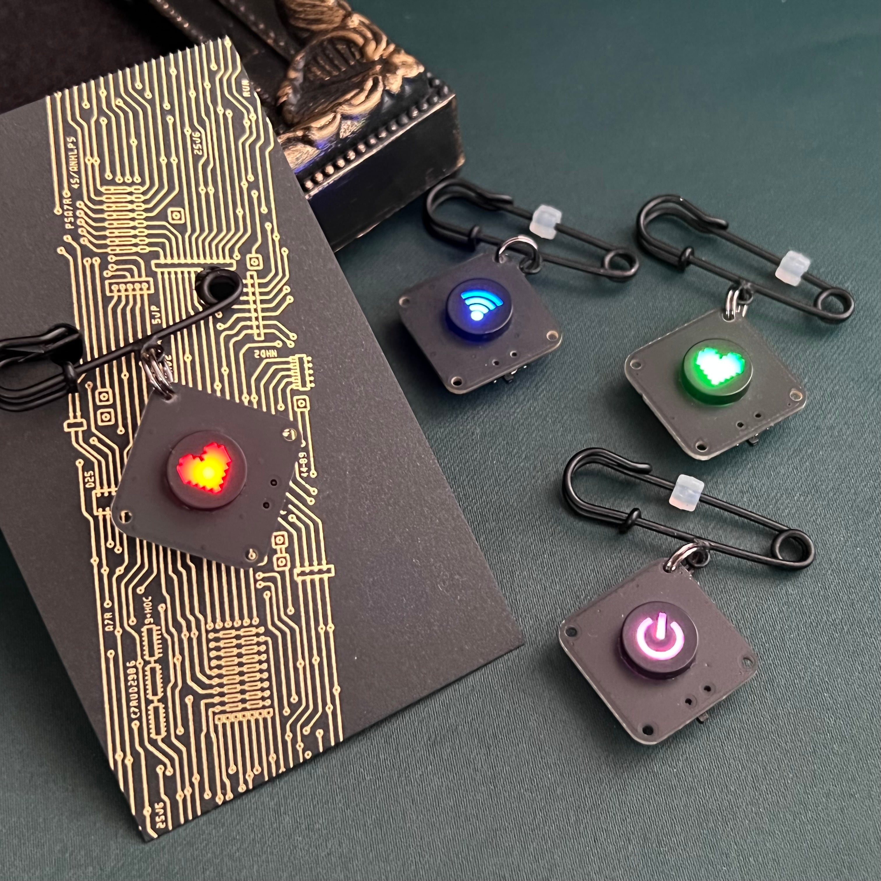 ブローチ】LEDが光るブローチ | すいラボ