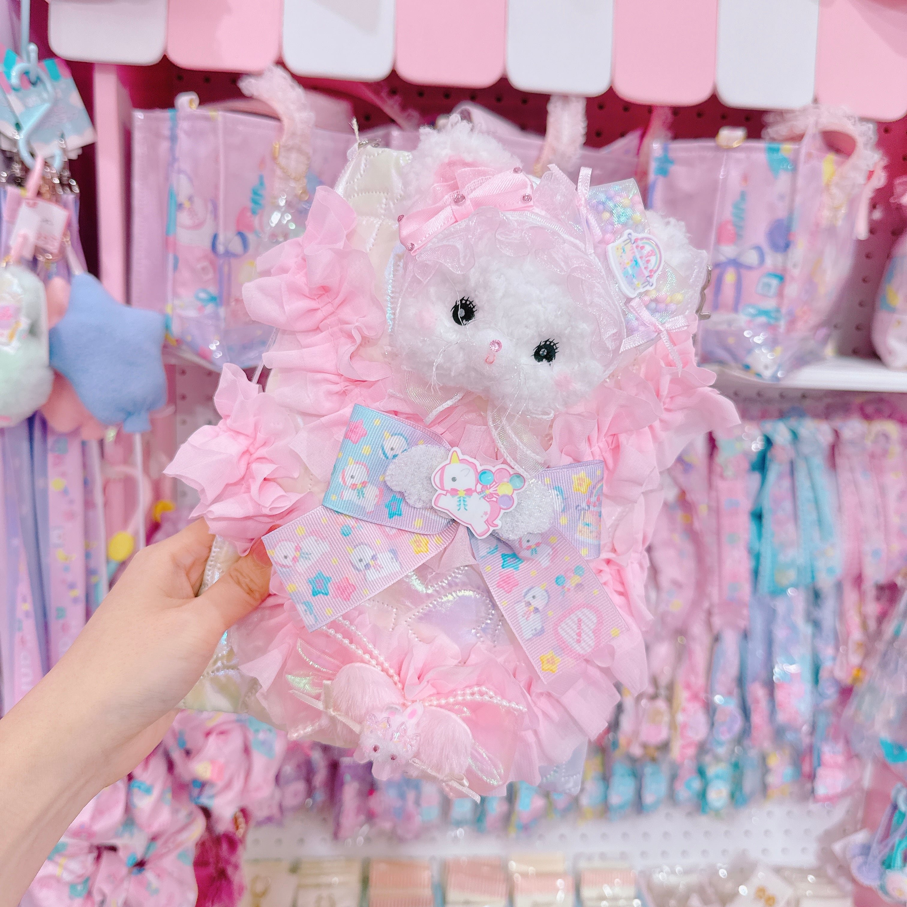 【M4】63-2ウィンクするよ♪ねこポシェット