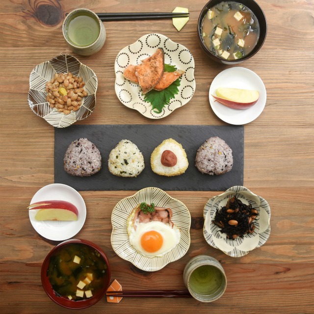 【natural69】【波佐見焼】【粉引釉】【六方押小鉢】 波佐見焼 ボウル プレート 取り鉢 輪花 食器 和風 おしゃれ 大人 和柄 かわいい