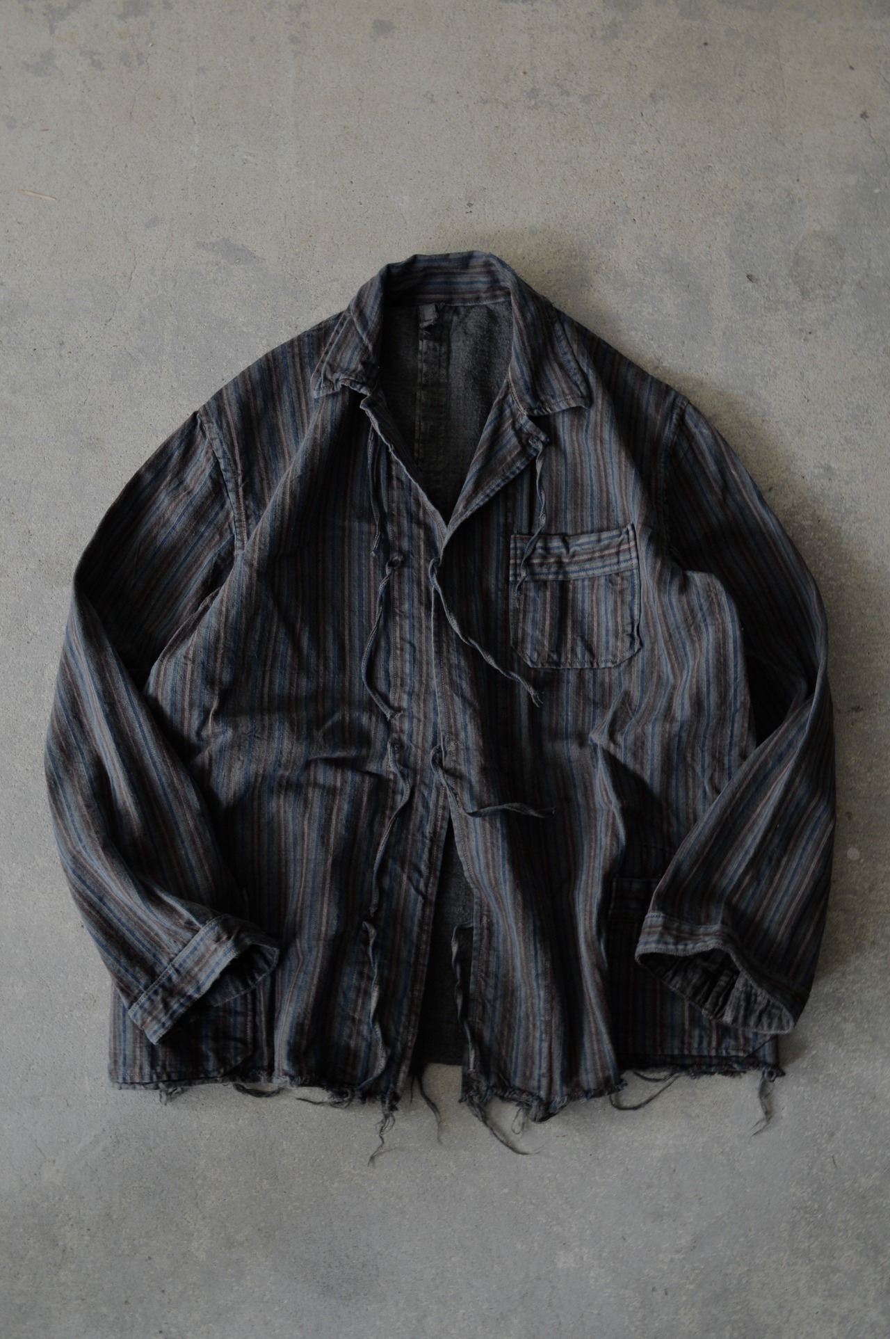 VENTITANK PROJECT Bulgarian Army 1950's-60's Dead Stock Custom Remade & Dyed Sumi Kuro Sleeping Shirt Jacket Type Red Multi 1 ブルガリア軍 スリーピングシャツ ジャケット 50s 黒染め