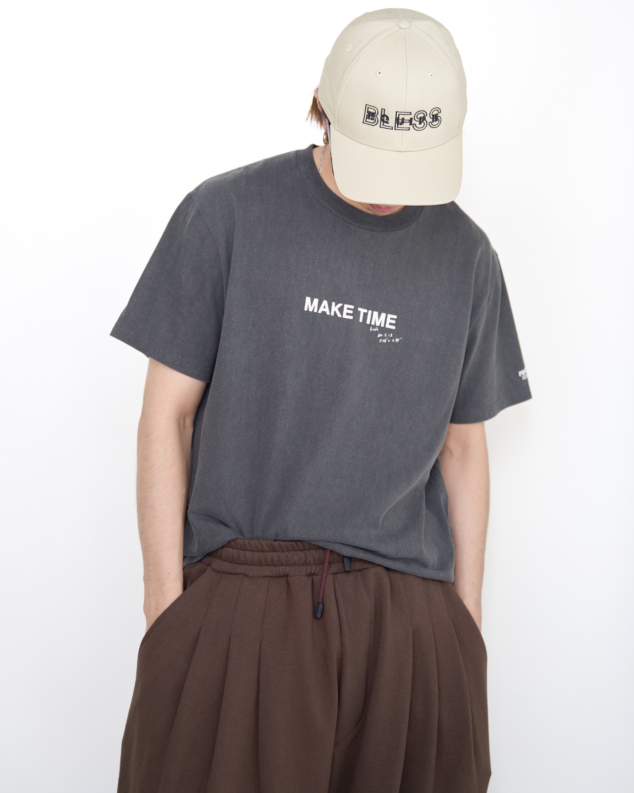 refomed "MAKE TIME TEE〔CHARCOAL〕"