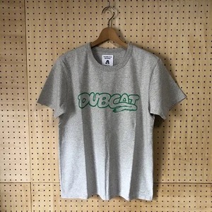 TACOMA FUJI  RECORDS　DUB CAT TEE　OATMEAL