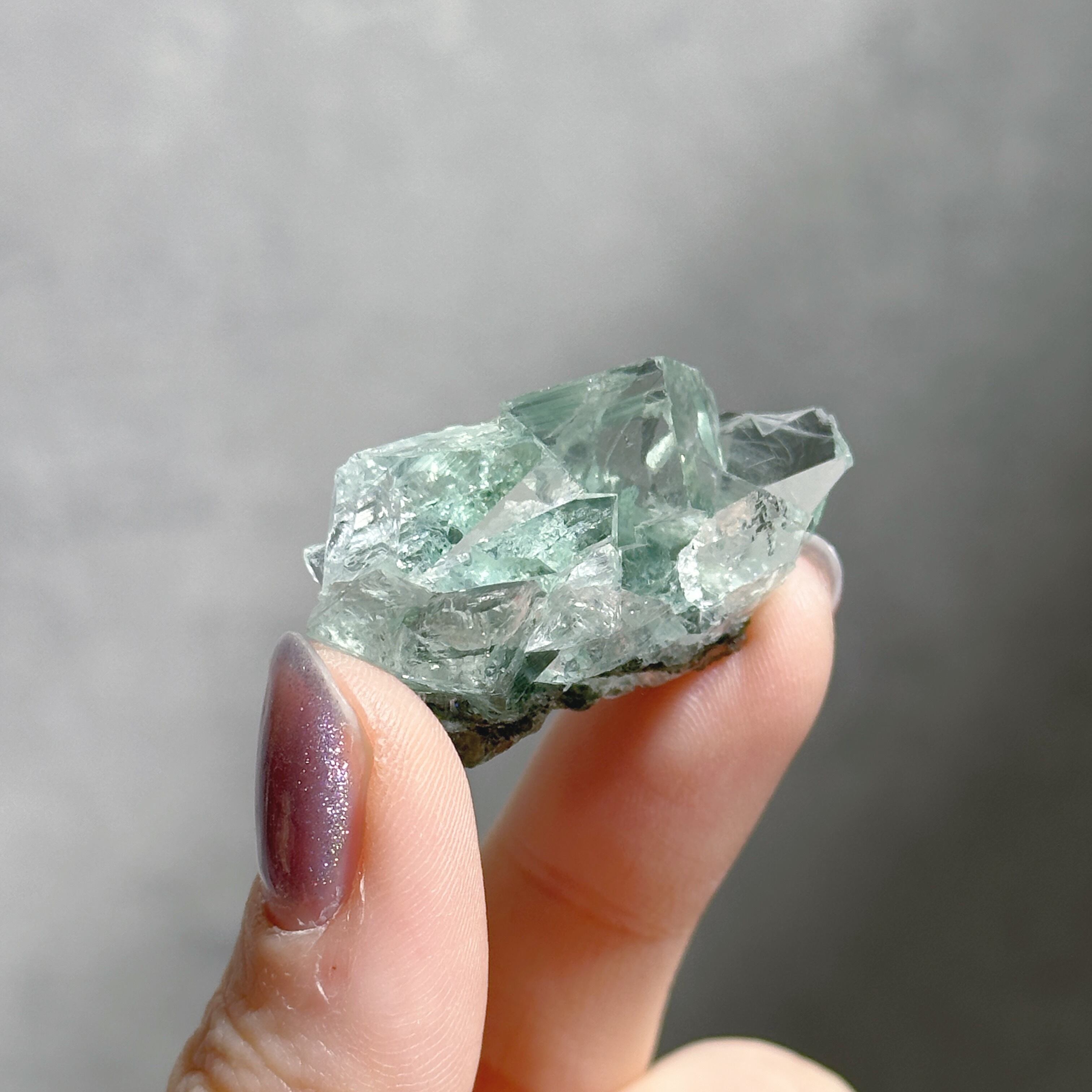 シャンファーリン産フローライト 原石12◇ Fluorite From Xianghualing ◇天然石・鉱物・パワーストーン