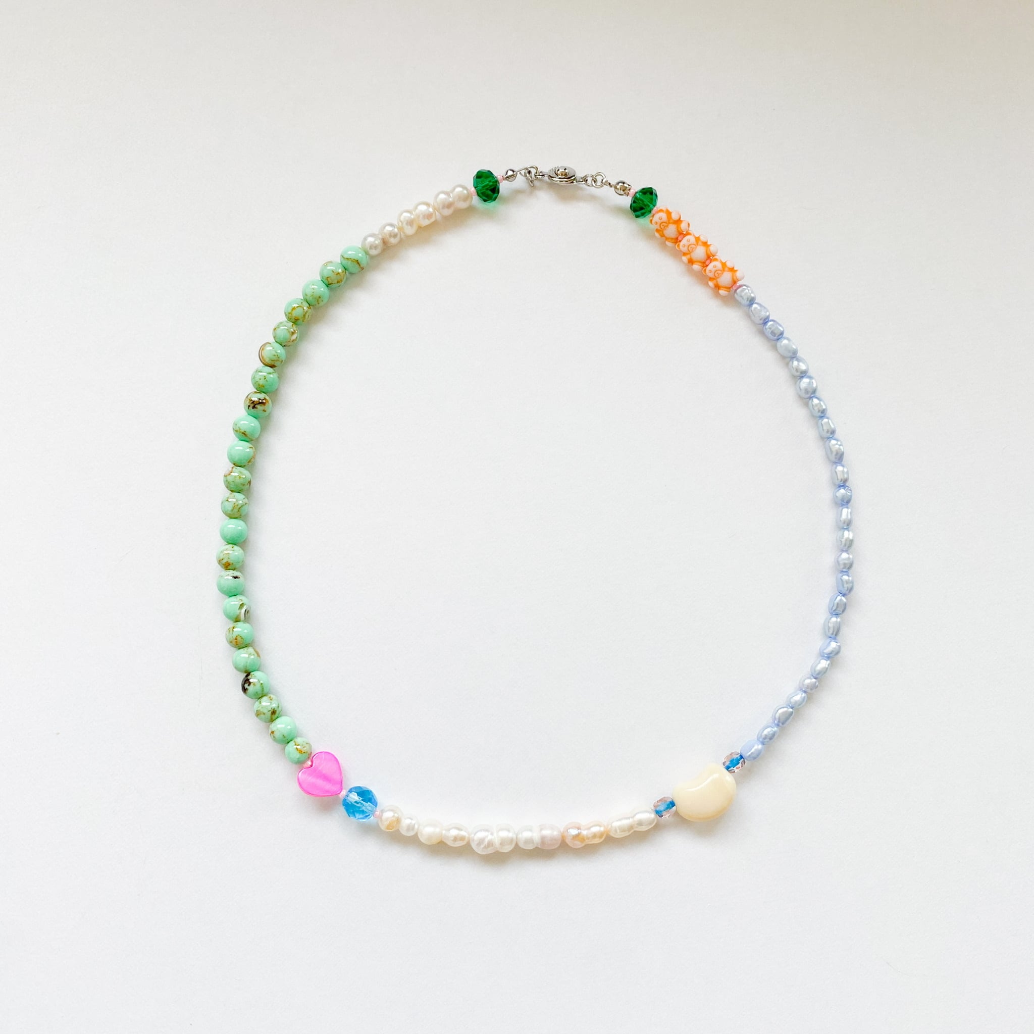 淡水パールとビーズのネックレス