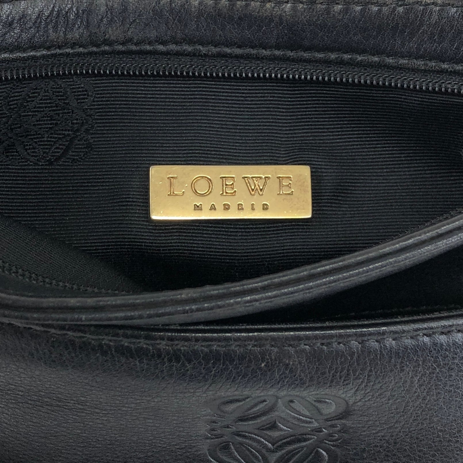 LOEWE ロエベ ショルダーバッグ ブラック アナグラム レザー ミニ
