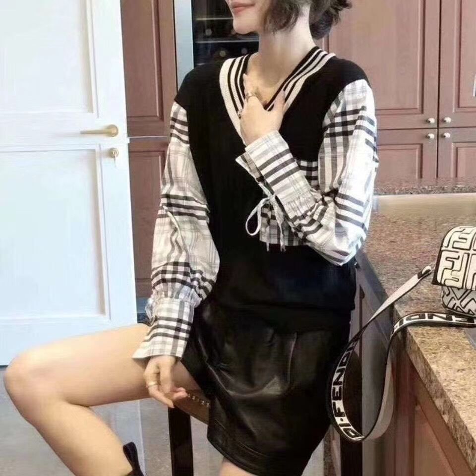 袖チェック切り替えニット