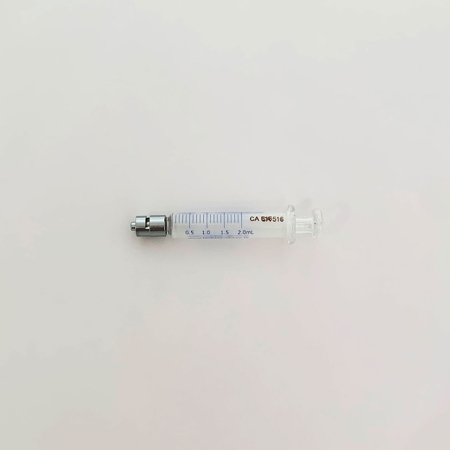 【工業・実験／研究用】　工業用注射器　２ｍｌ　中口ロック先　１本入（医療機器・医薬品ではありません）