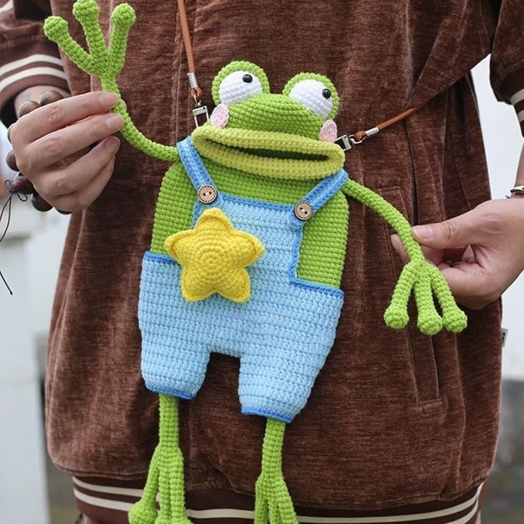期間限定セール】【完成品】ブサかわビッグマウスカエル 手編みバッグ