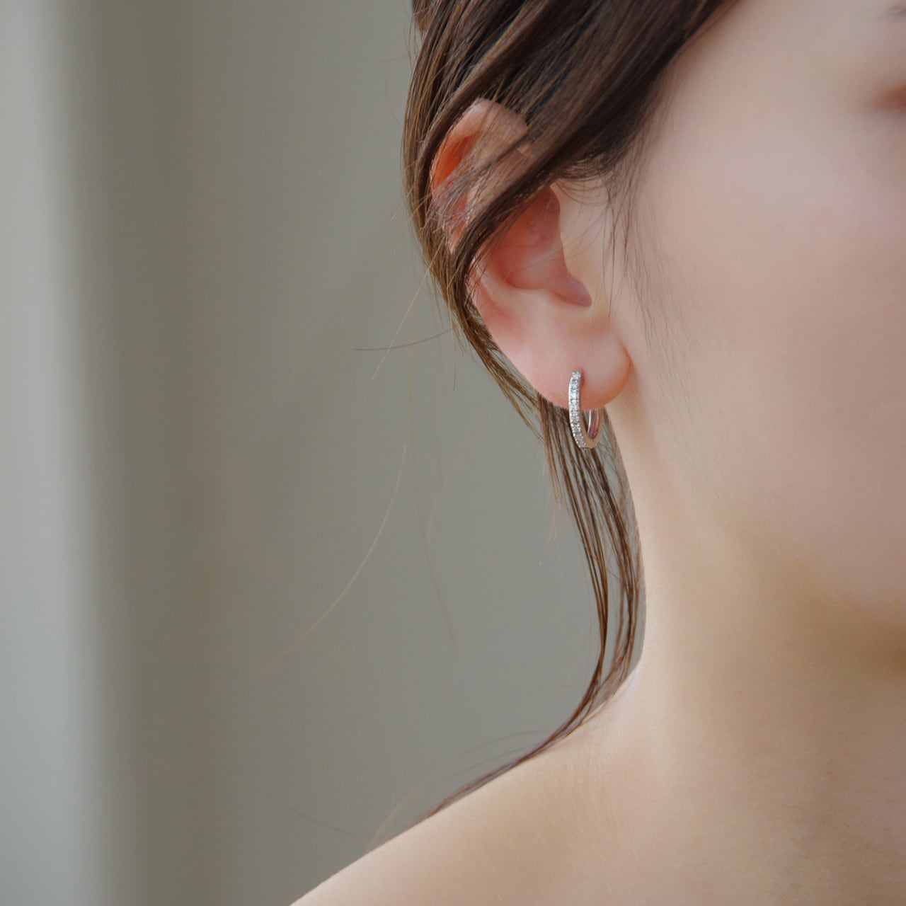 K18ホワイトゴールド 直径15mm ダイヤモンドフープピアス 【MKW0100P1