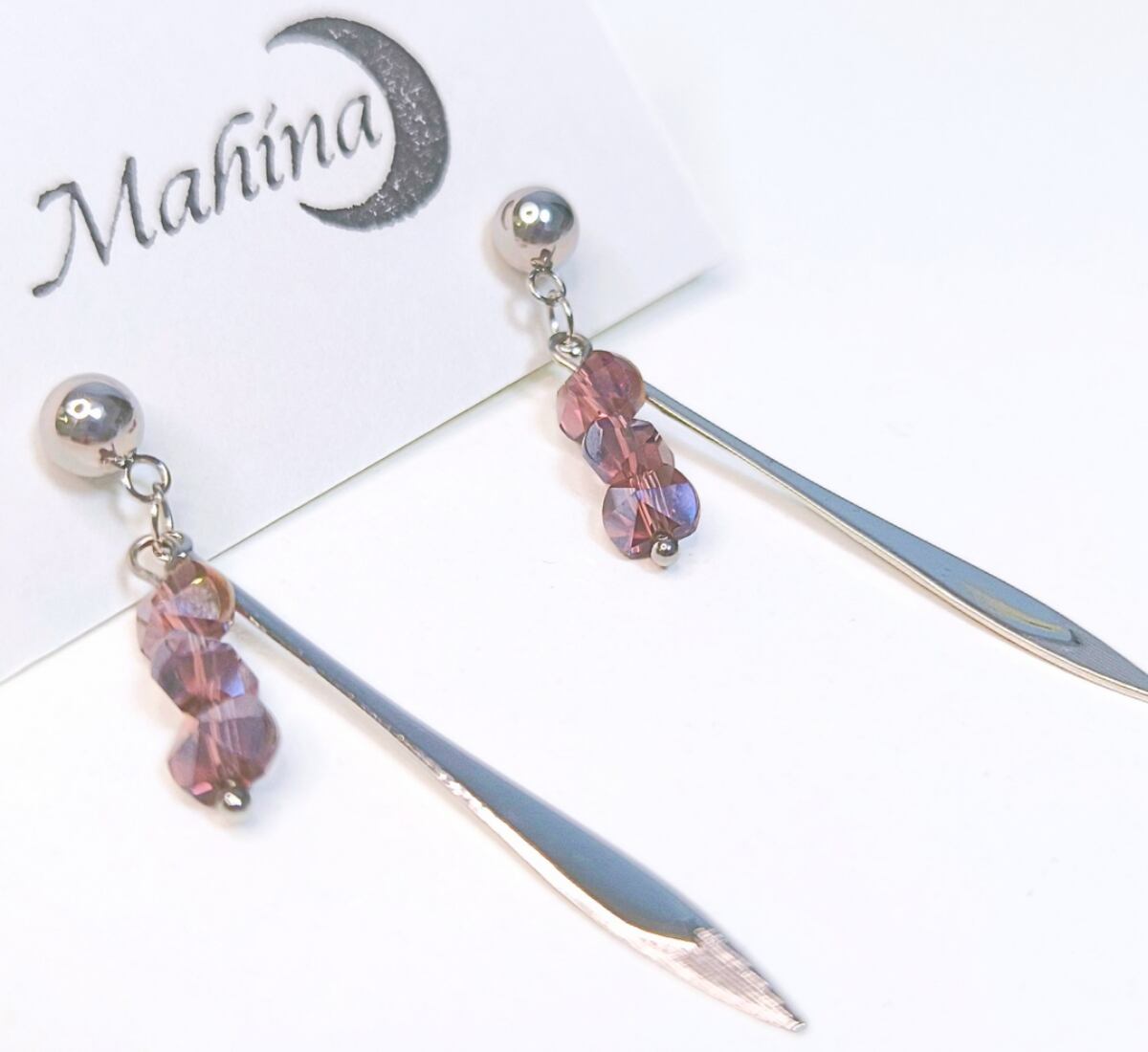 秋色ガラスストーンのとんがりロングピアス パープル