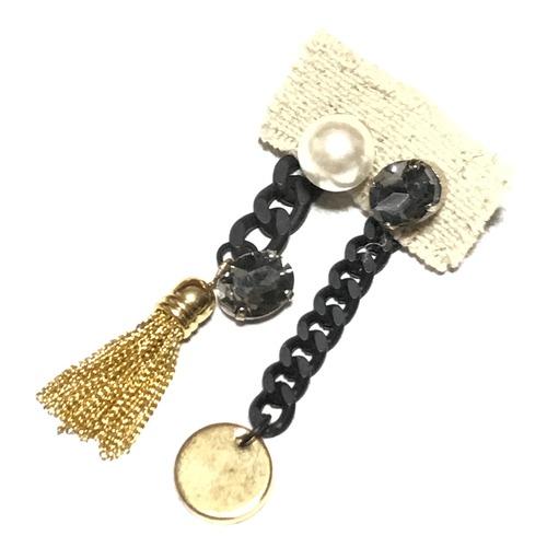 【 UNSEABLE 】Chain tassel earrings Black