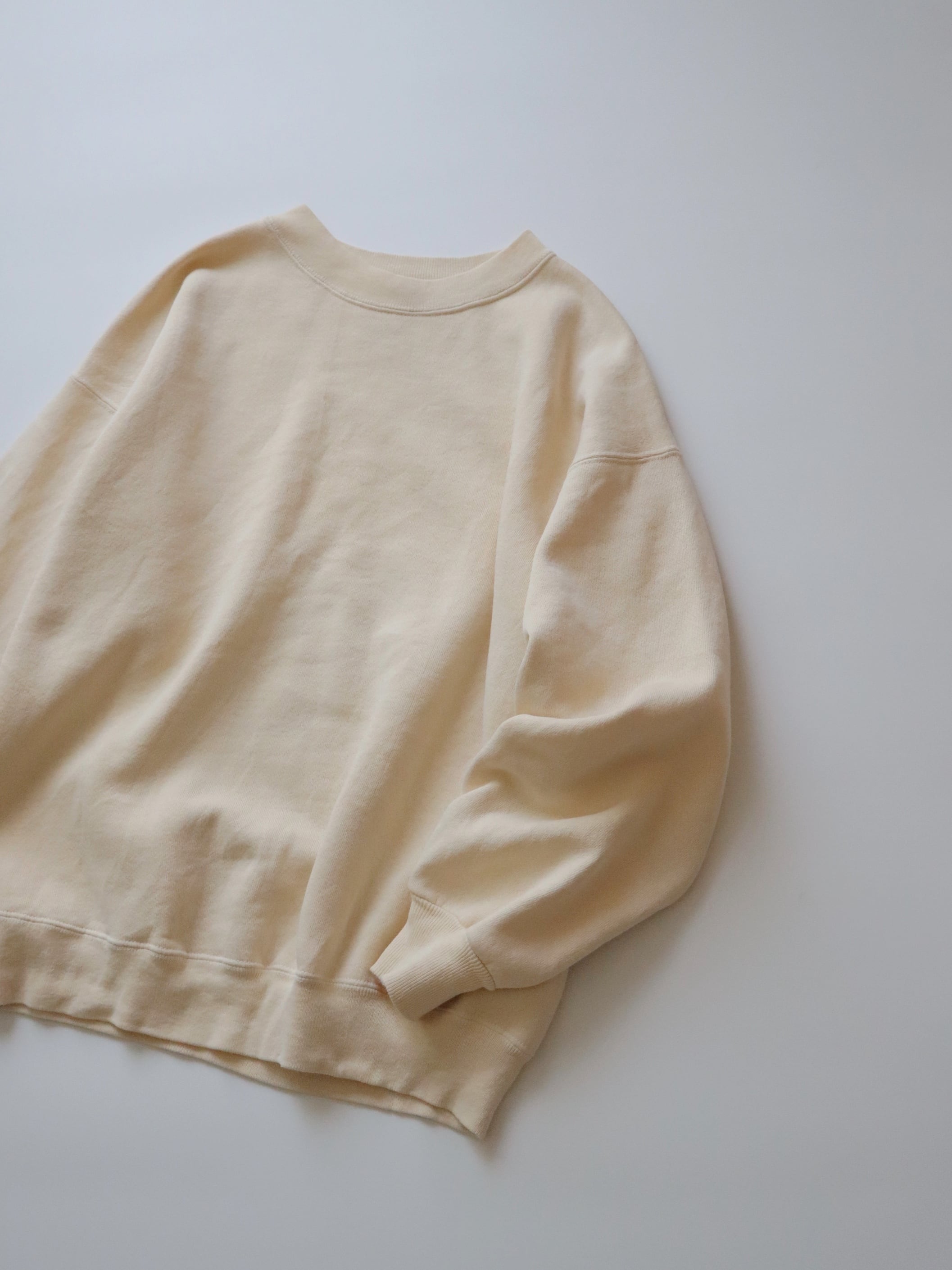 ●80-90s made in USA yellow color basic sweatshirt