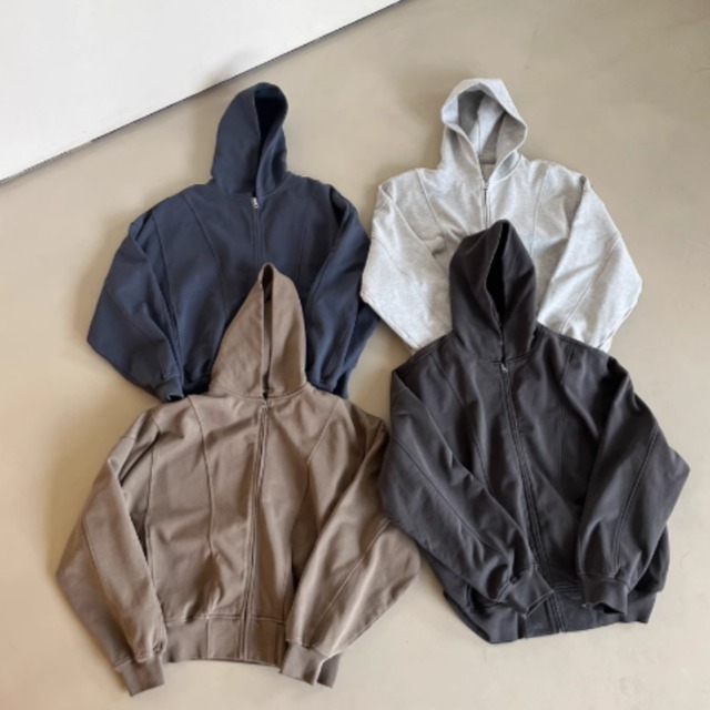 立体デザインジップパーカー　0824