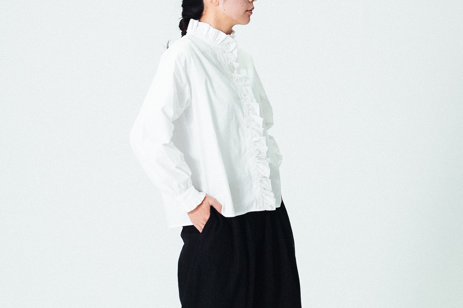 NATURAL WASHER BROAD FRILL SHIRT : ナチュラルワッシャーブロード フリルシャツ