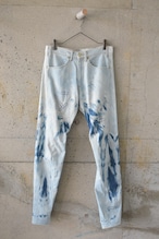 Line drawing on light blue denim
