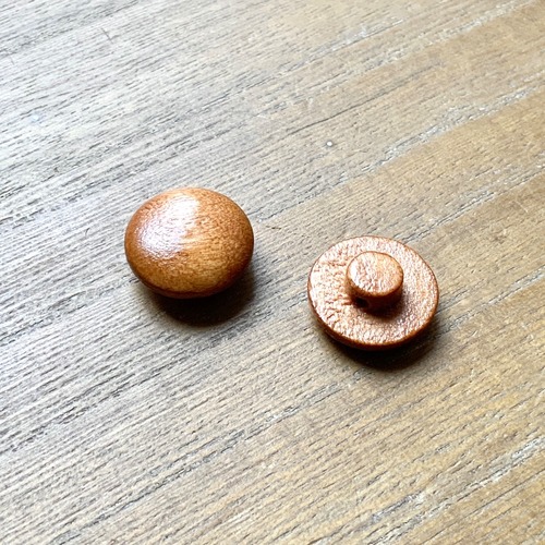 ウッドボタン　足つきシンプル　15ｍｍ　5個
