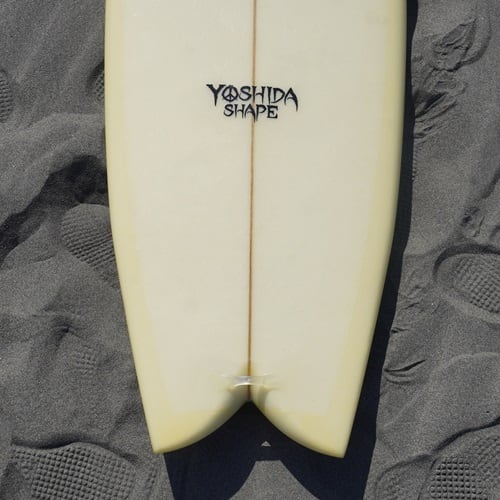 中古ボード】CEANO SURFBOARDS マンティス 5'8” ツイン 中古ボード】CEANO SURFBOARDS マンティス 5'8” ツイン