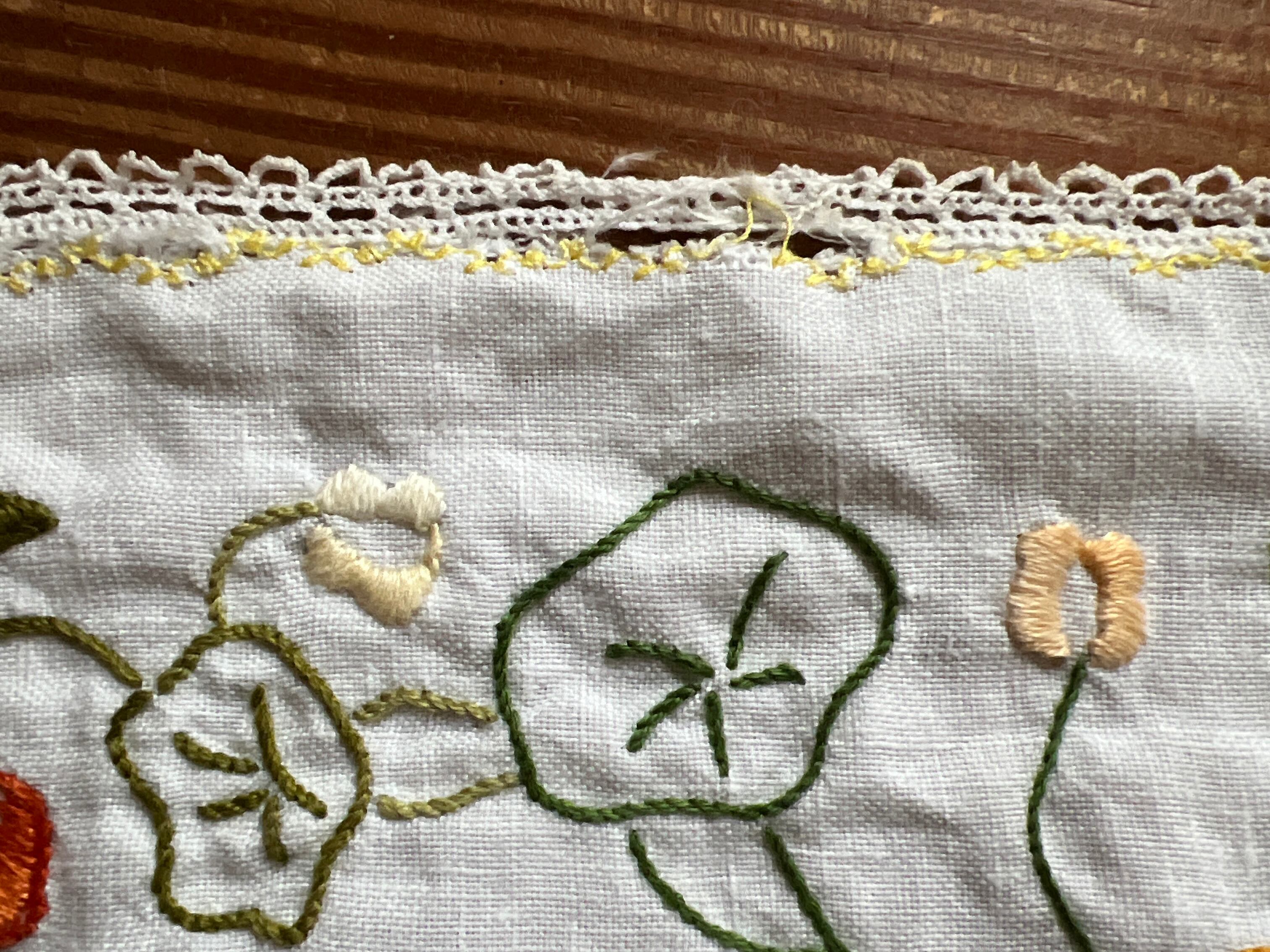 フランスアンティークリネンの刺繍クロス *フレンチアンティーク