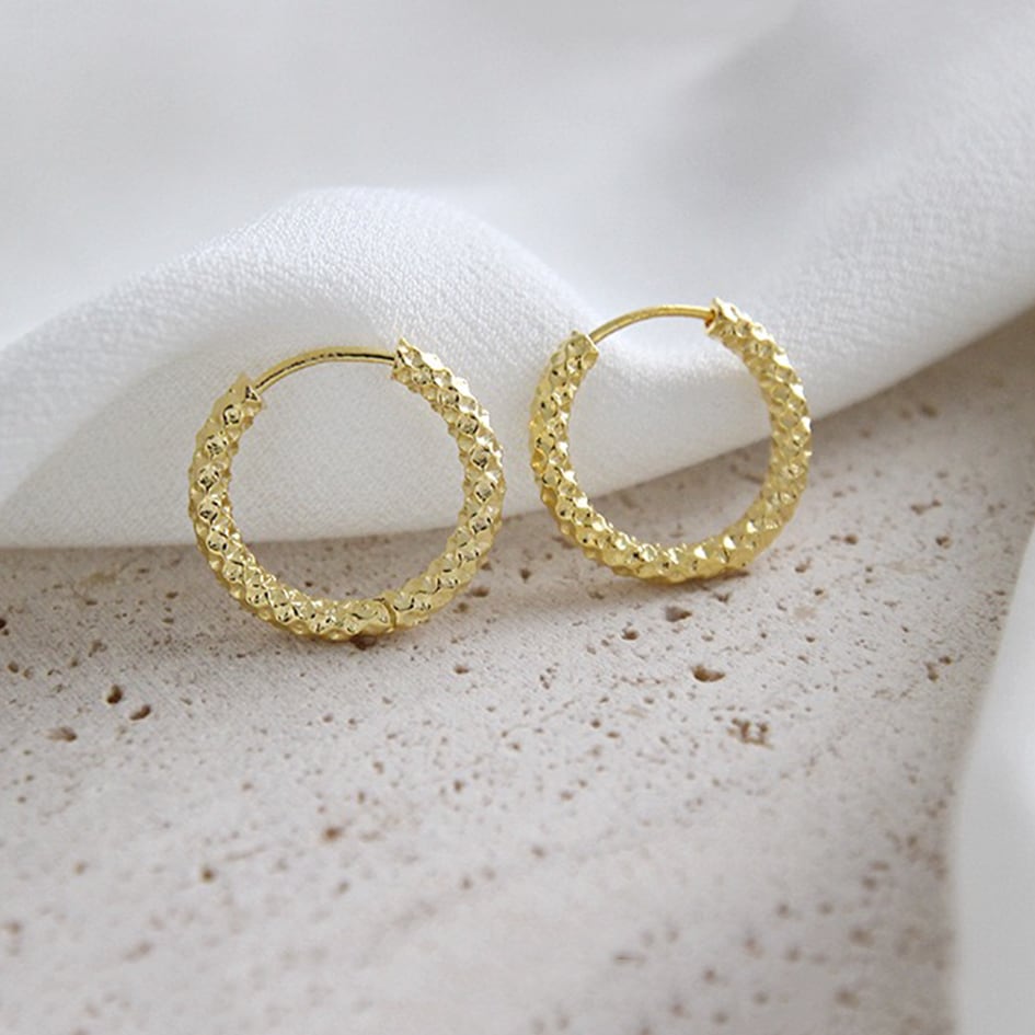 【ハンマーテクスチャピアス15mm】シルバー ピアス SV925 ピアス ハンマーテクスチャピアス シンプル 上品 韓国 ファッション 人気 両耳用 15mm