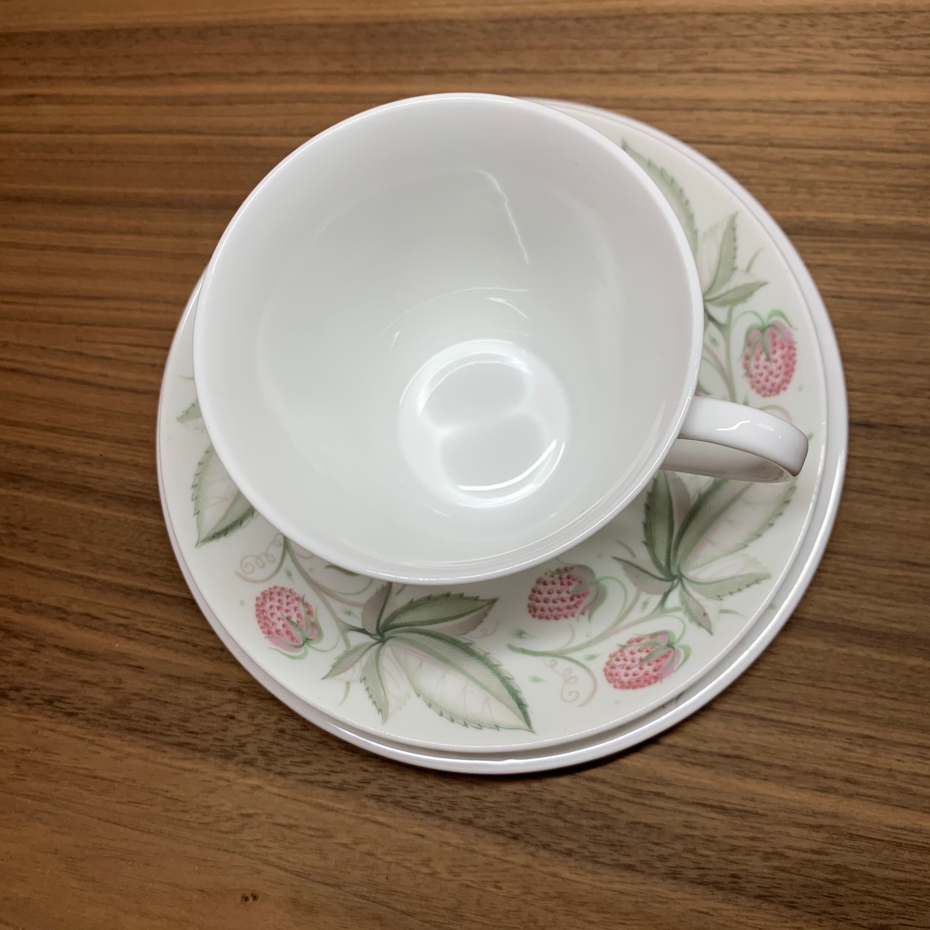 セール】スージークーパー ワイルドストロベリー トリオ