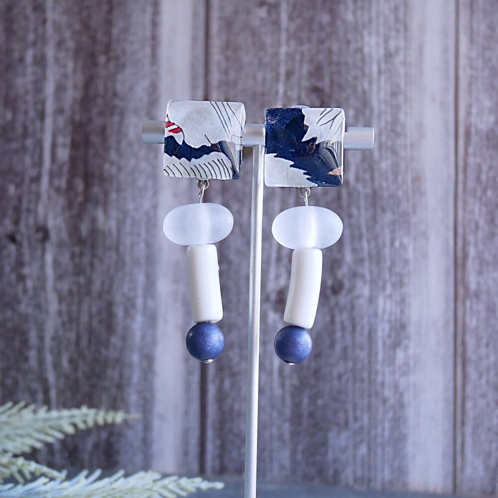 ミント☺︎ ペアシェイプ型枠エメラルド14kgfピアス シルバー) シルバー925 エメラルドピアス フープピアス 一粒