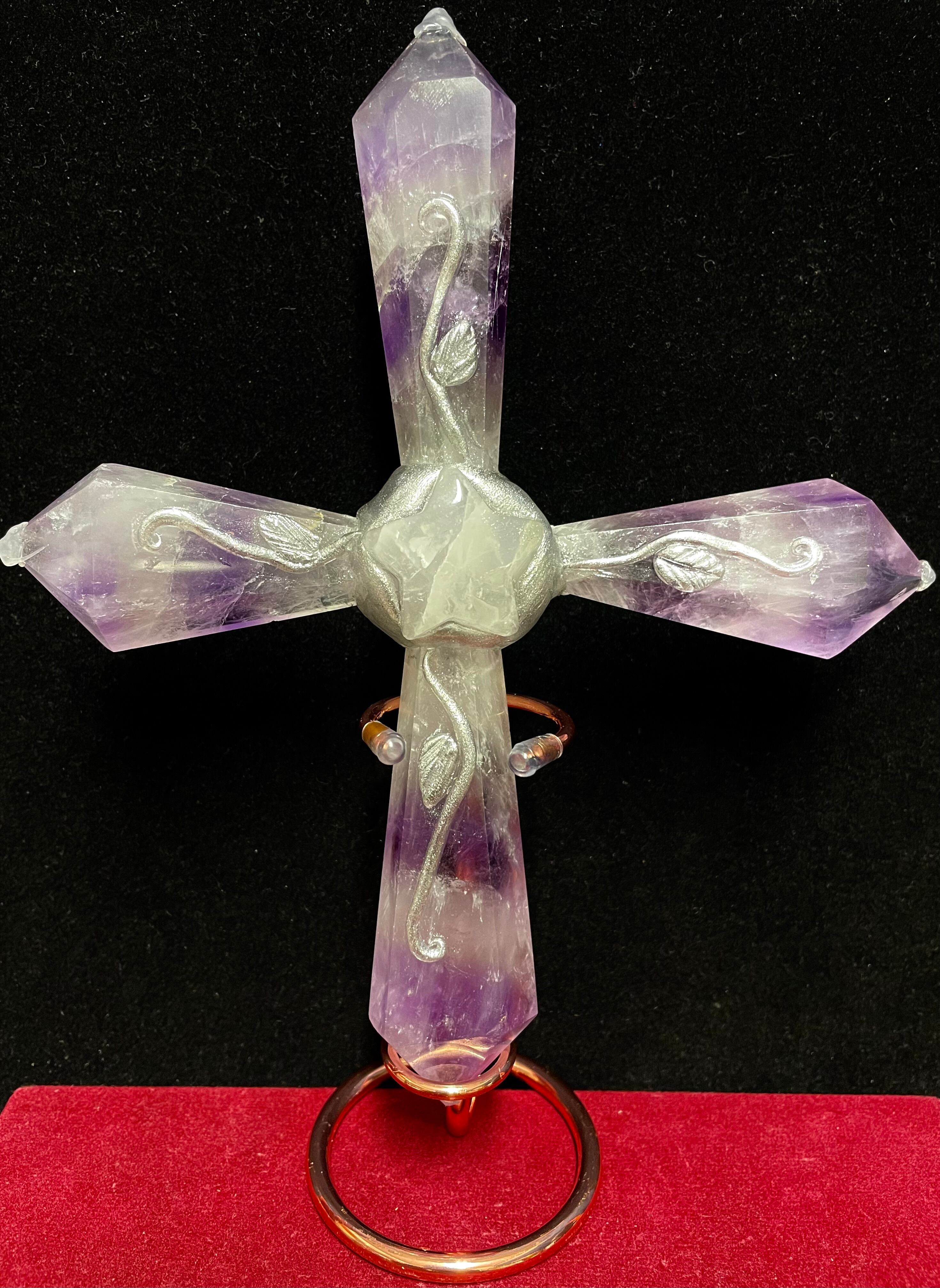 3) 愛と平和のアメジスト・クロス!「アート・クリスタルワンド」ハンドメイド(台座付)