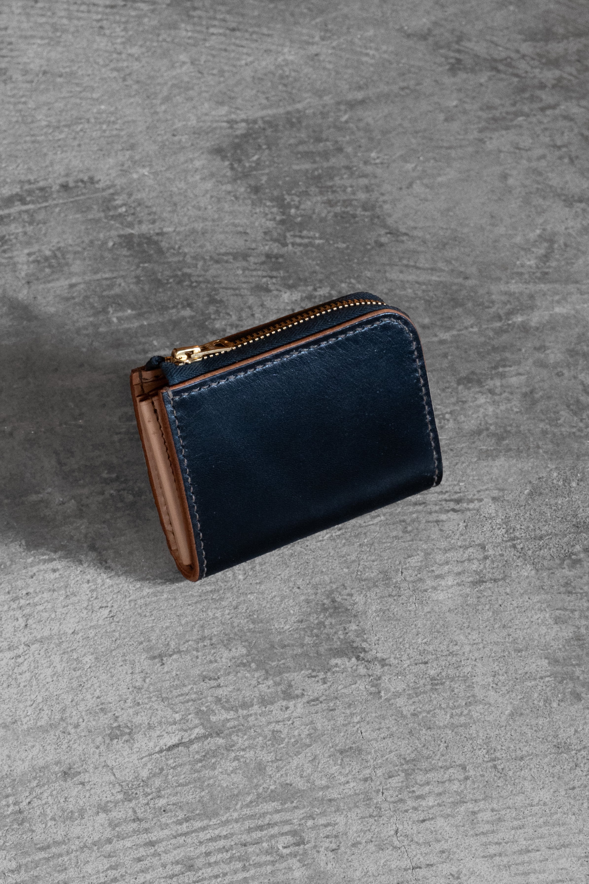 Lzip half wallet / Harness Leather【送料無料】 | 高級皮革ならminca