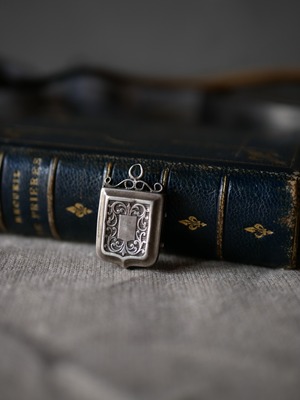 ペンダントトップ フォト フランスアンティーク ブロカントのある生活