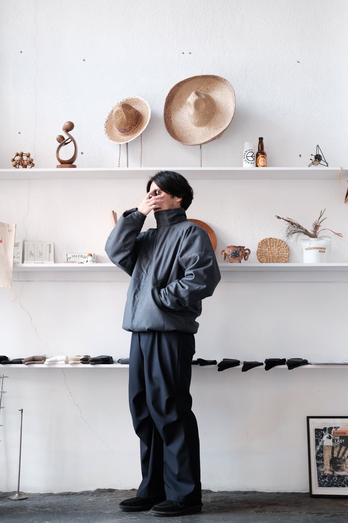 BROWN by 2-tacs＜ブラウンバイツータックス＞Knee tuck pants | Inhigh