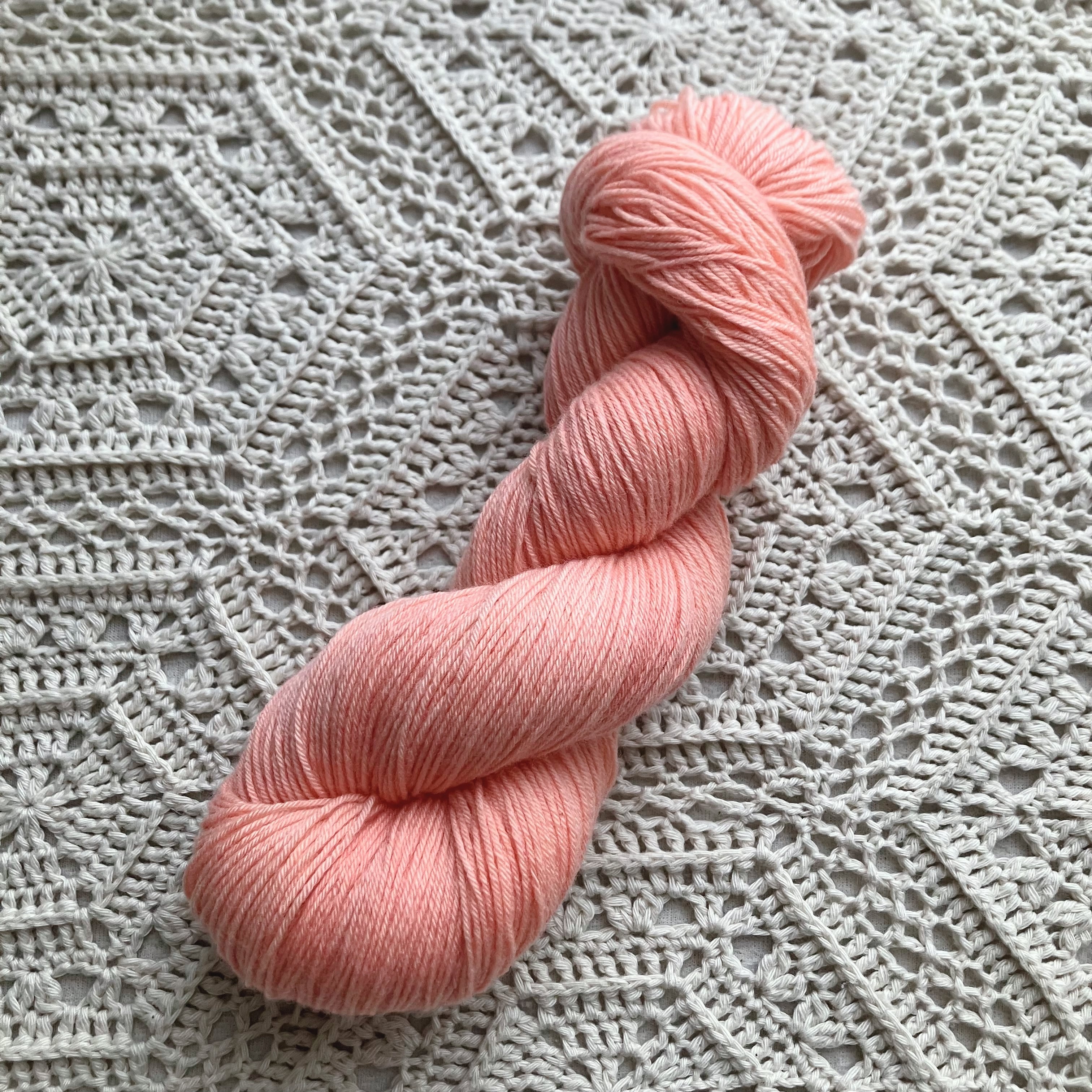 【草木染め糸】スーパーウォッシュソック(杏 色)