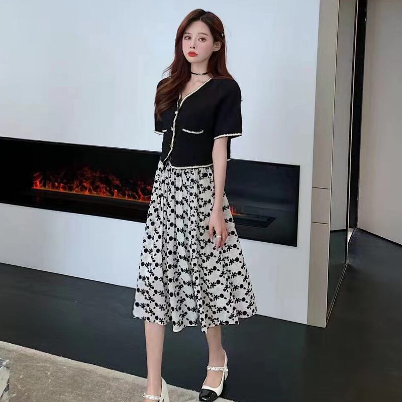 シフォンゴールドカラーシャツ ジャケット フローラルウェストスカート 花柄 シルク ドラファッションホール19145071879