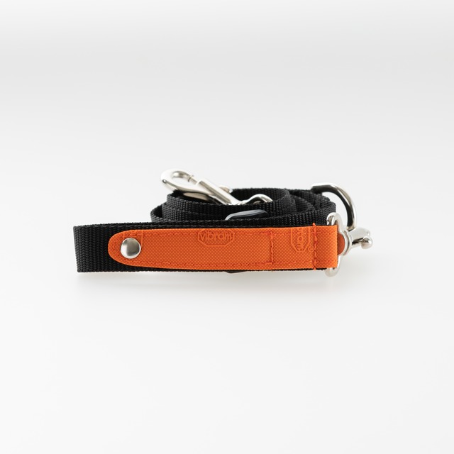 vibram leash -orange