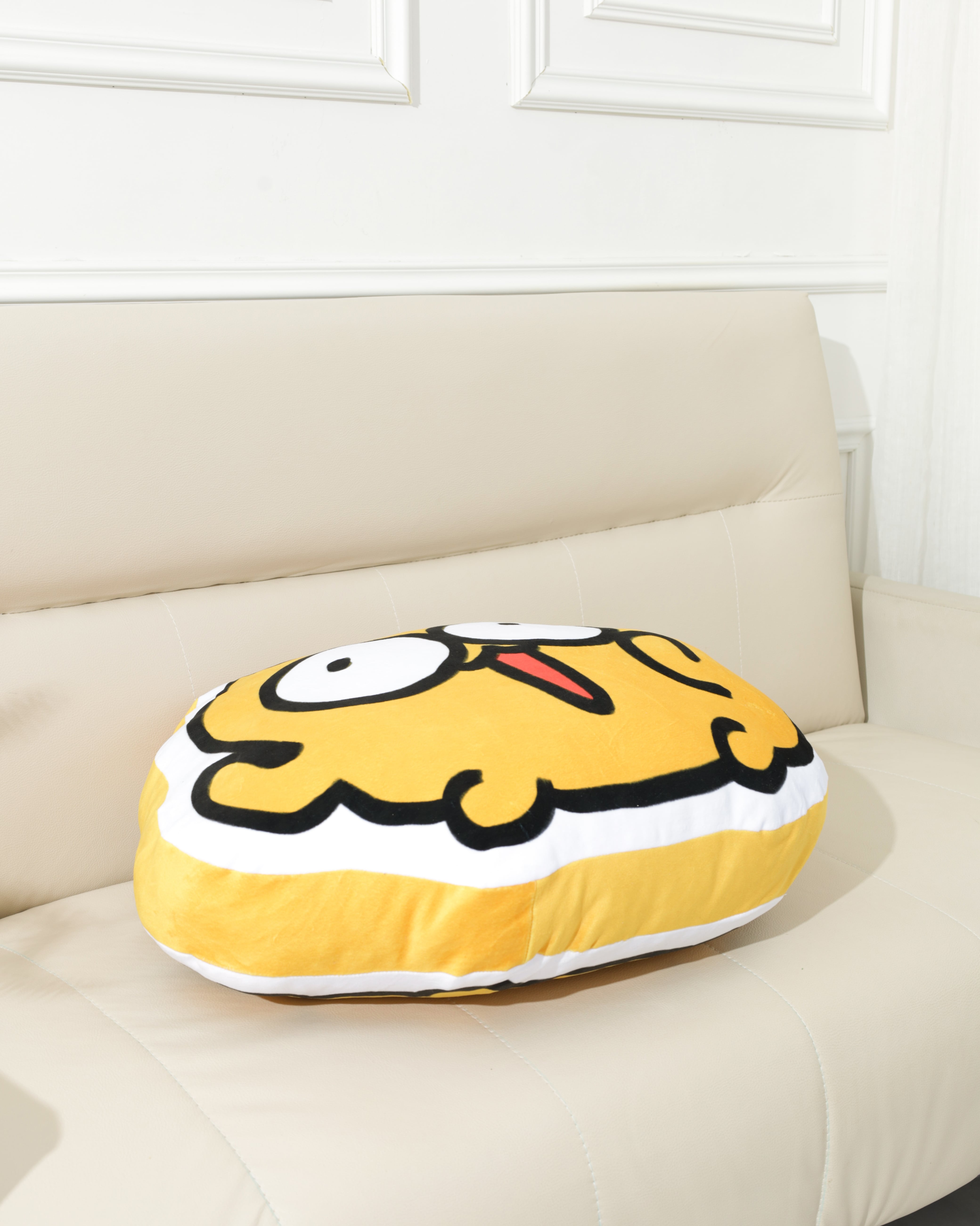 うんたねこ クッション マット ダイカットクッション うんた | うんたた商会