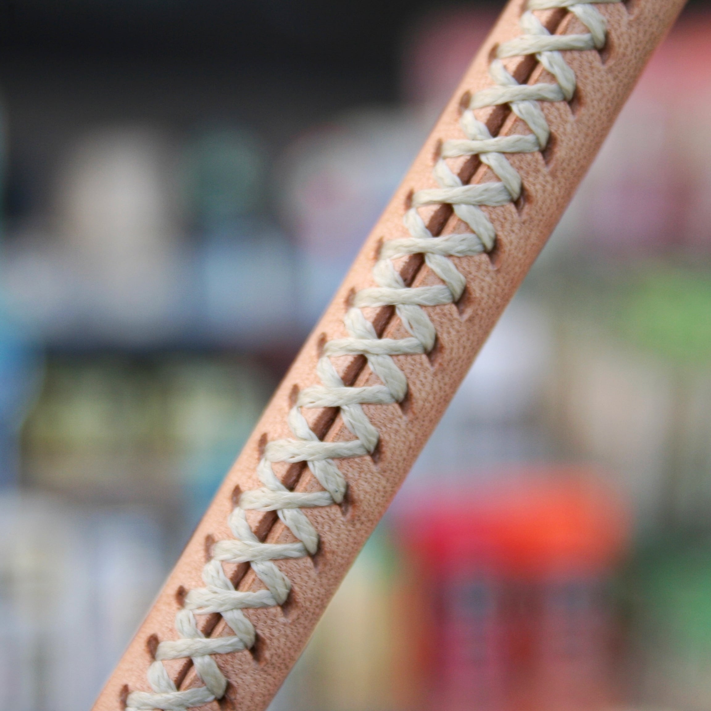 業界初！ 硬度表示窓付き革軸芯ケース 【ヌメ革 ナチュラル】 | Schicksal