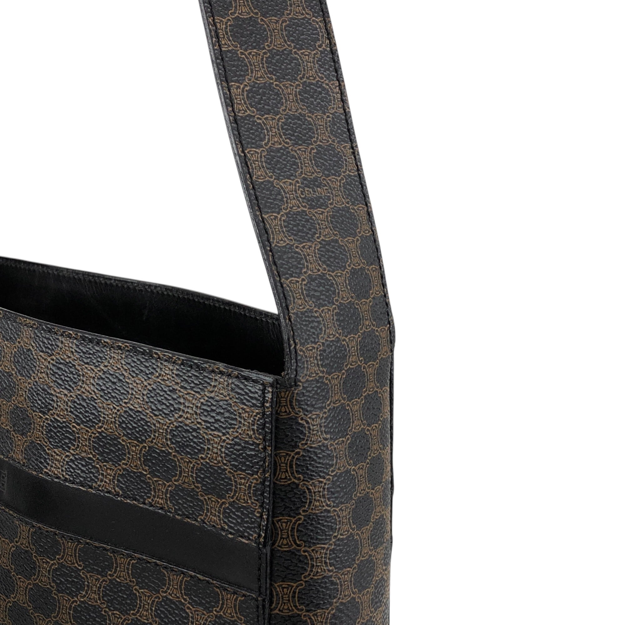 CELINE マカダム ショルダーバッグ ブラック CELINE セリーヌ マカダム ショルダーバッグ ブラック ロゴ ボーダー