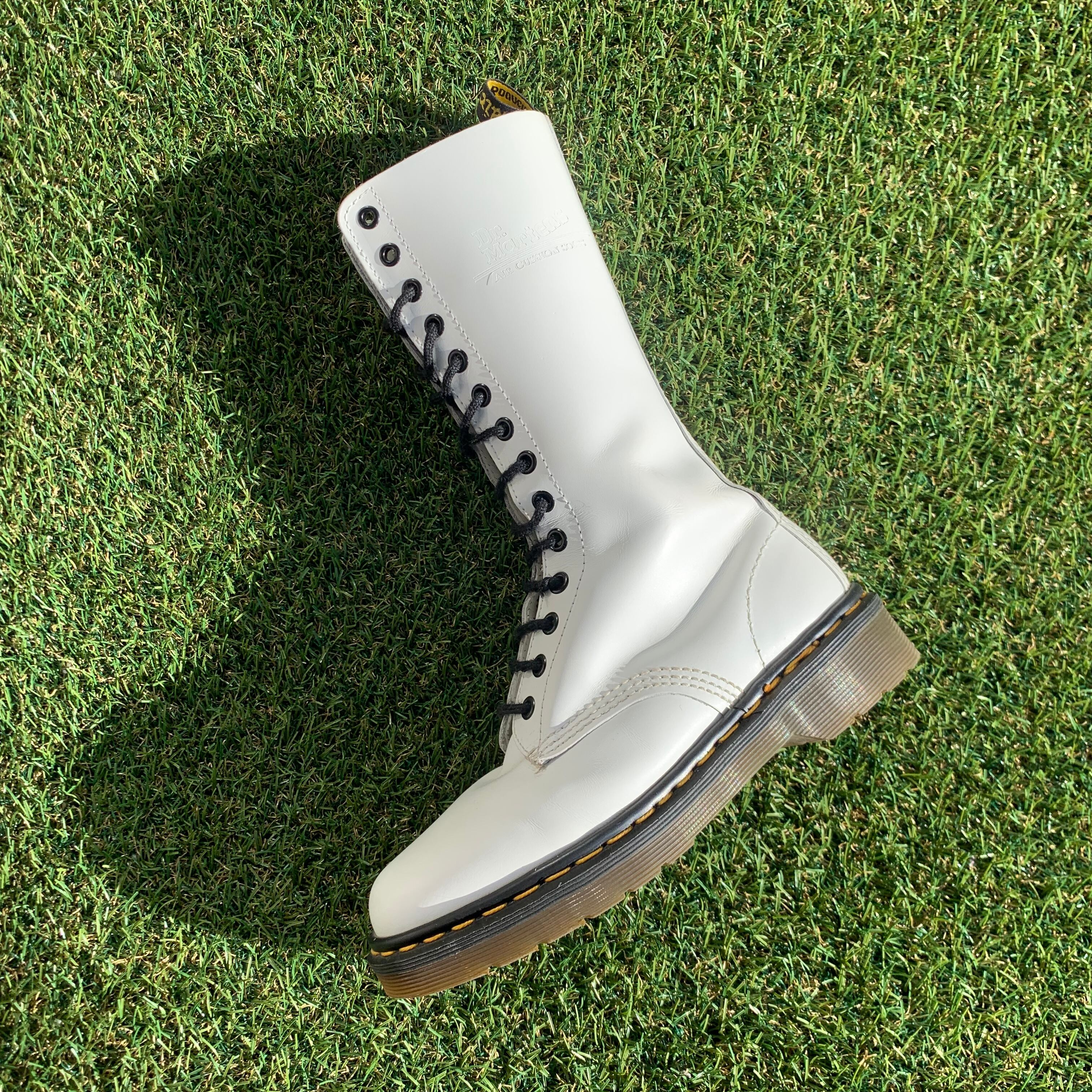 イングランド製!Dr.Martens ドクターマーチン 14ホールブーツ D18 | reshoe