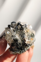 エピドート「煌めく雫」Epidote|天然石 原石 鉱物 パワーストーン | EP-A-004