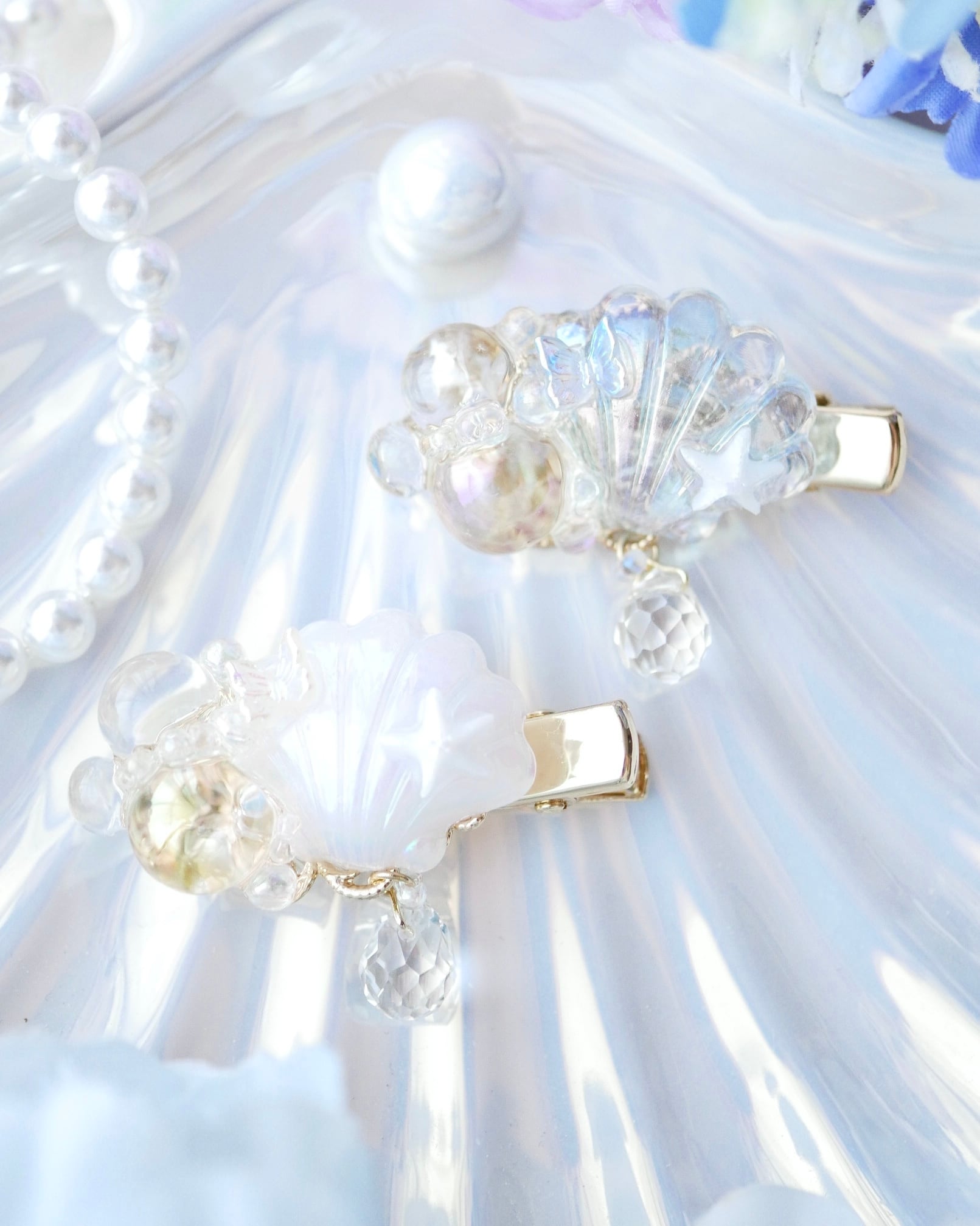 ＃604 シェル✴マリン✴マーメイド✴レジンヘアゴムキーホルダーブローチ 期間限定】8609 マーメイドシェルバブルクリアヘアクリップ | Amooo