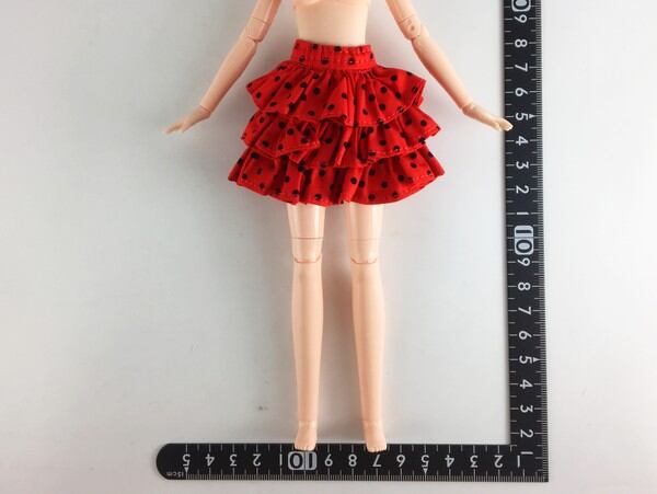 ドール服 1/6 女性用25 ティアードスカート 赤黒ドット A-8 - 画像1
