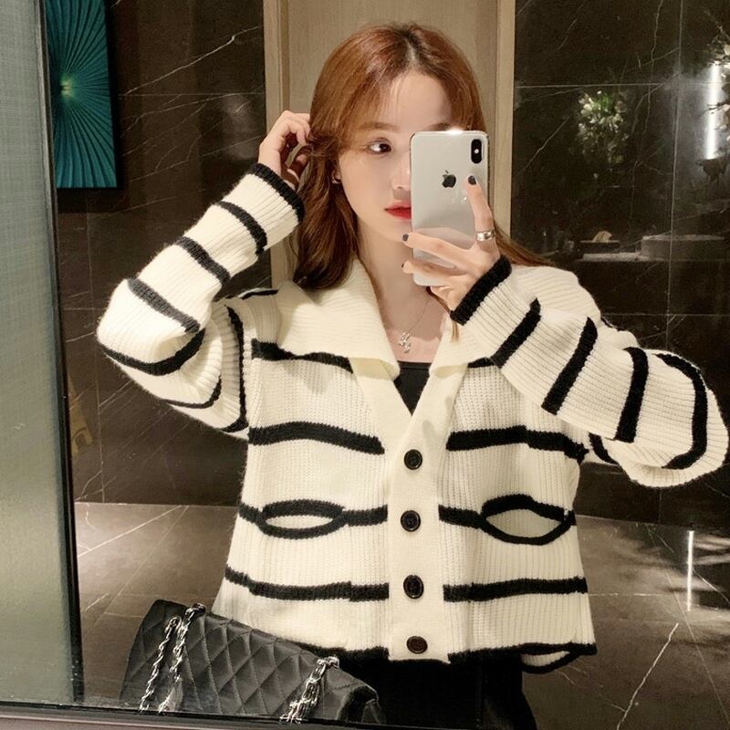 ストライプセーター コート スプリングオータムルーズショートニットカーディガン 春物 秋物 スーパーモール25233991411