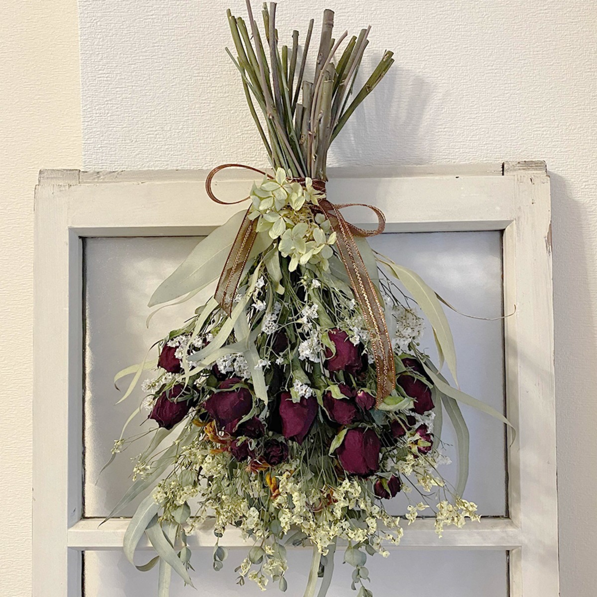 まなドライフラワー スワッグ ドライスワッグM】赤バラ | mahana