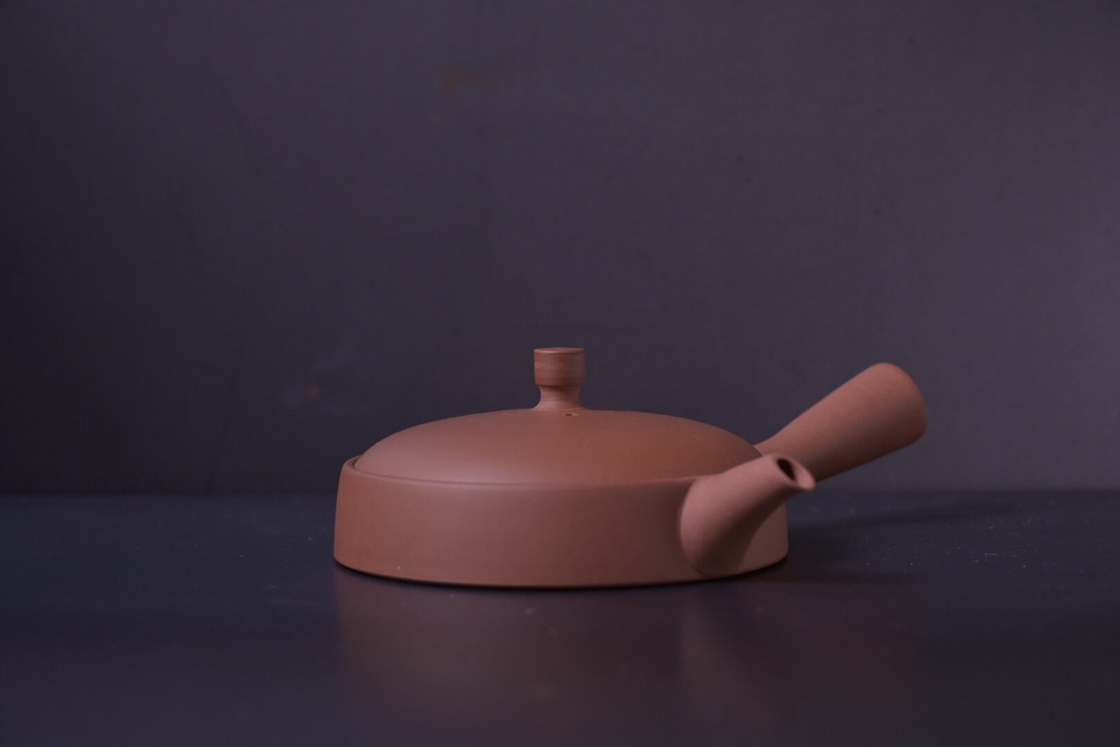 伊藤成二 極平型朱泥急須（中） | 鎌倉倶楽部 茶寮
