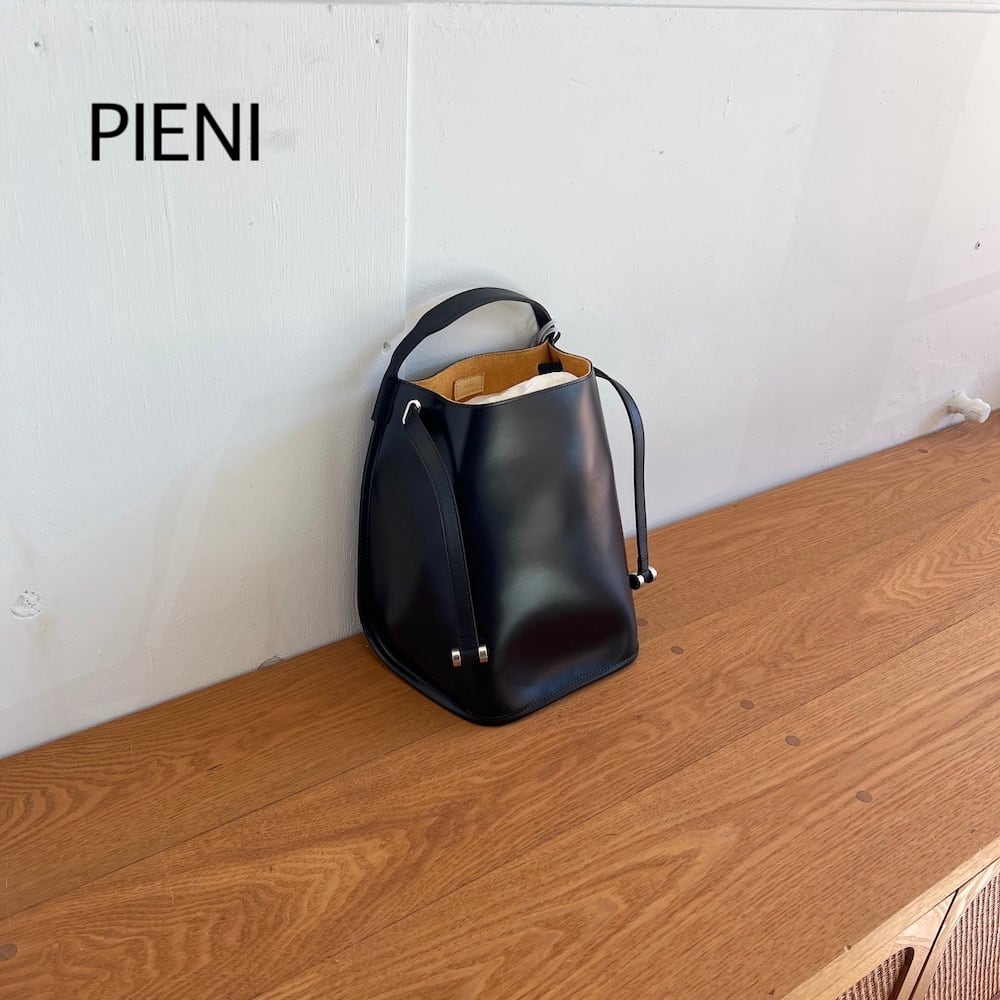 PIENI/ピエニ・Kuu | a flat shop