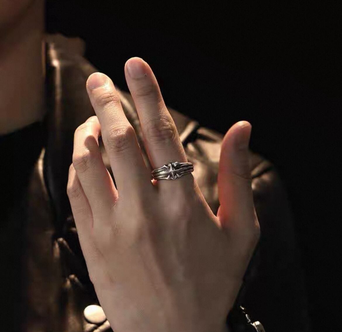 Star Cross Ring | VYNE