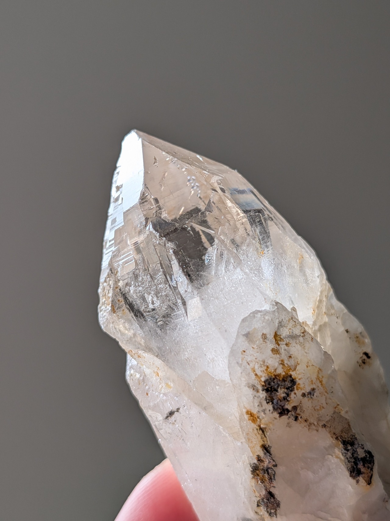 ヒマラヤ水晶 ⭓ 原石ポイント ⭔ ガネーシュヒマール産